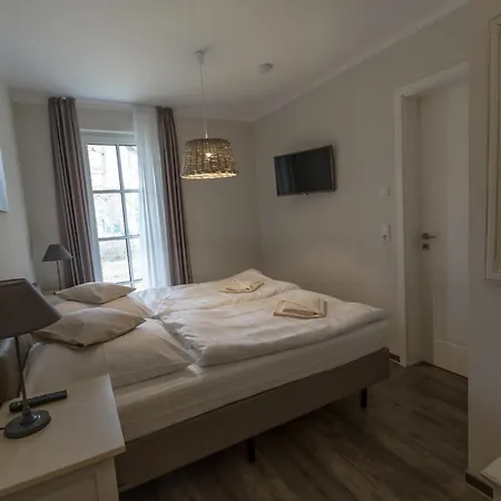 Villa-borwin-apartment-4 דירה *